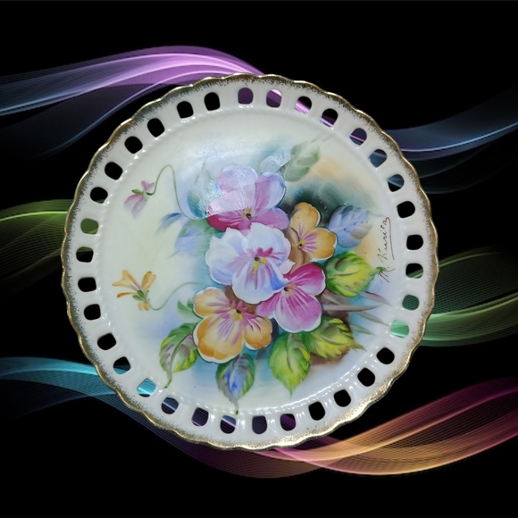 👣4/$20.  Hand Painted and Signed Wall Decor Plates from 1940s-60s - Picture 3 of 16